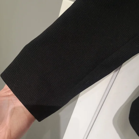 Blazer - Picture 3 of 6